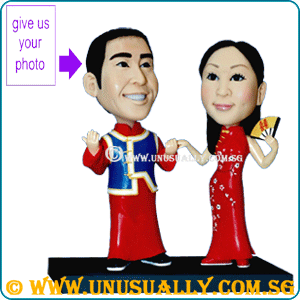 Custom 3D Trendy Chinese Wedding Costume Couple Figurines